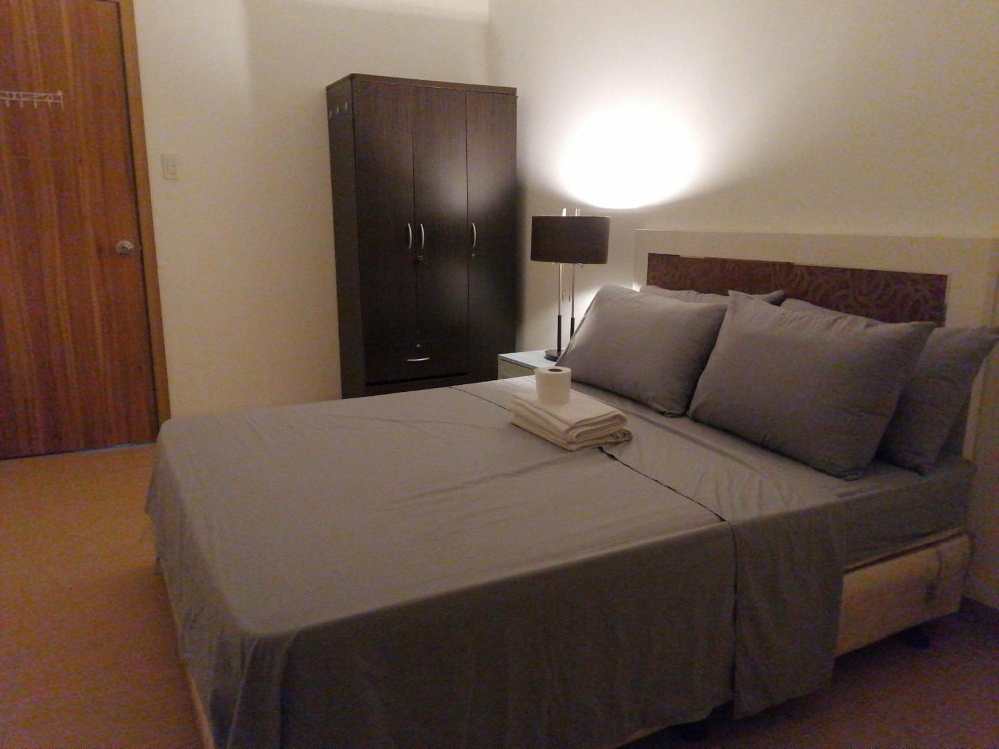 Roxas Blvd Stunning Studio Condo Near Us Embassy マニラ市 エクステリア 写真
